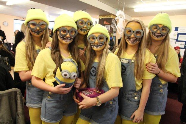 minion fancy dress womens