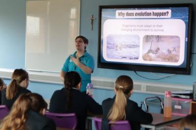 Students Enjoy Workshop from Chester Zoo